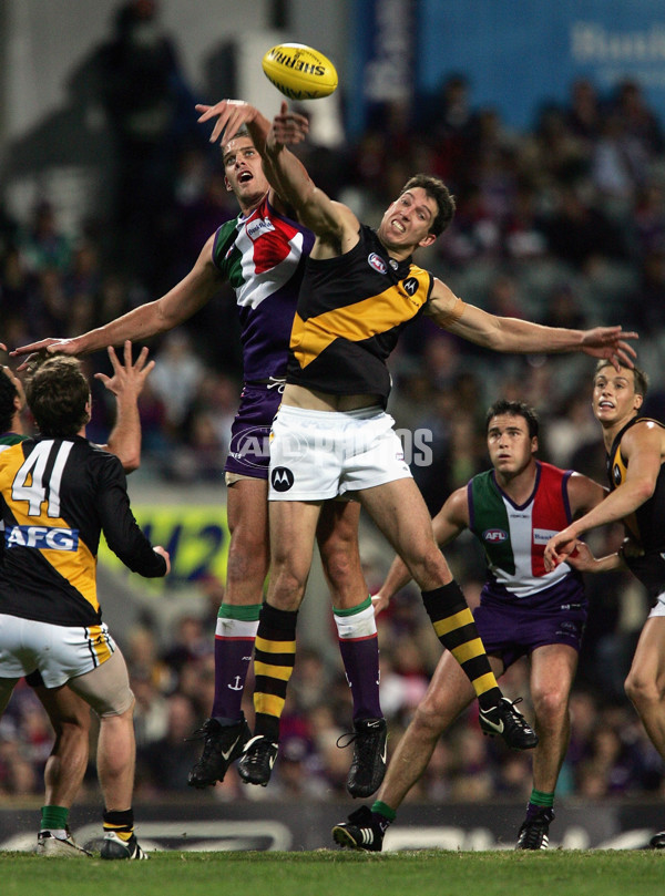 AFL 2005 Rd 19 - Fremantle v Richmond - 58199