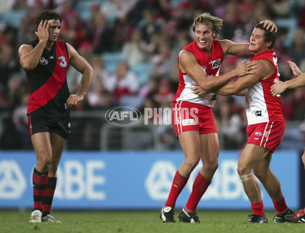 AFL 2005 Rd 7 - Sydney Swans v Essendon - 60024