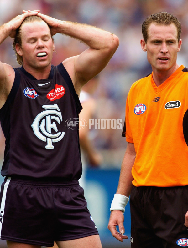 AFL 2004 Rd 3 - Kangaroos v Carlton - 63897
