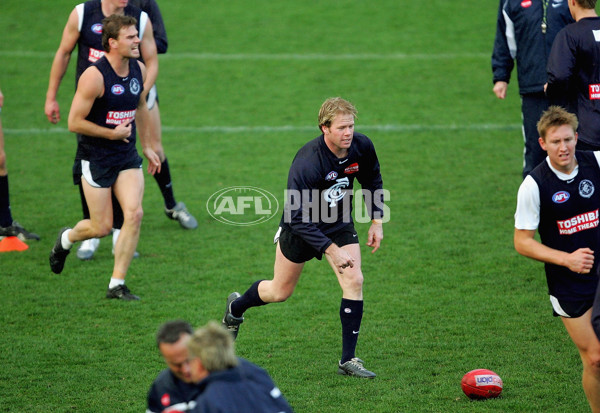 AFL 2004 Media - Carlton Blues Training 150604 - 64098