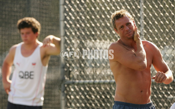 AFL 2004 Media - Sydney Swans Training 011204 - 116462