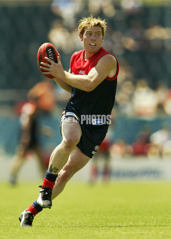 AFL 2003 Practice Match - Sydney v Melbourne - 118833