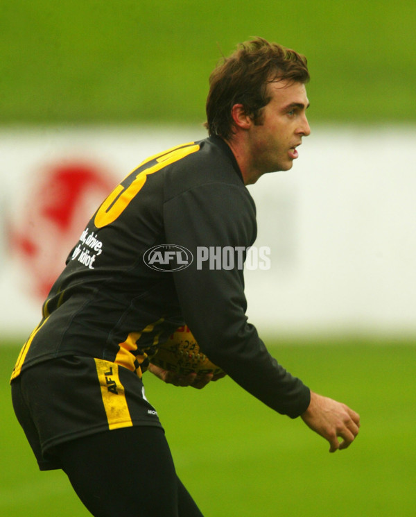 AFL 2003 Media - Richmond Training 300603 - 120117