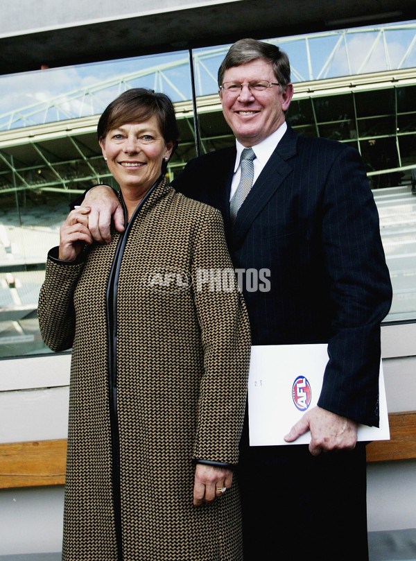 AFL 2003 Media - AFL Press Conference 150403 - 122502