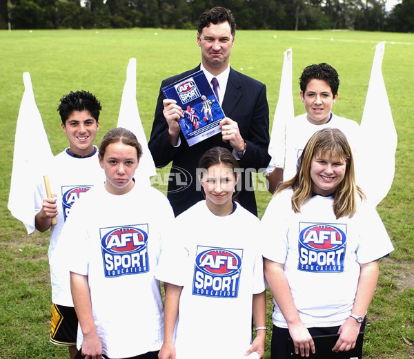AFL 2003 Media - AFL Sport Education Program Launch 140503 - 128601
