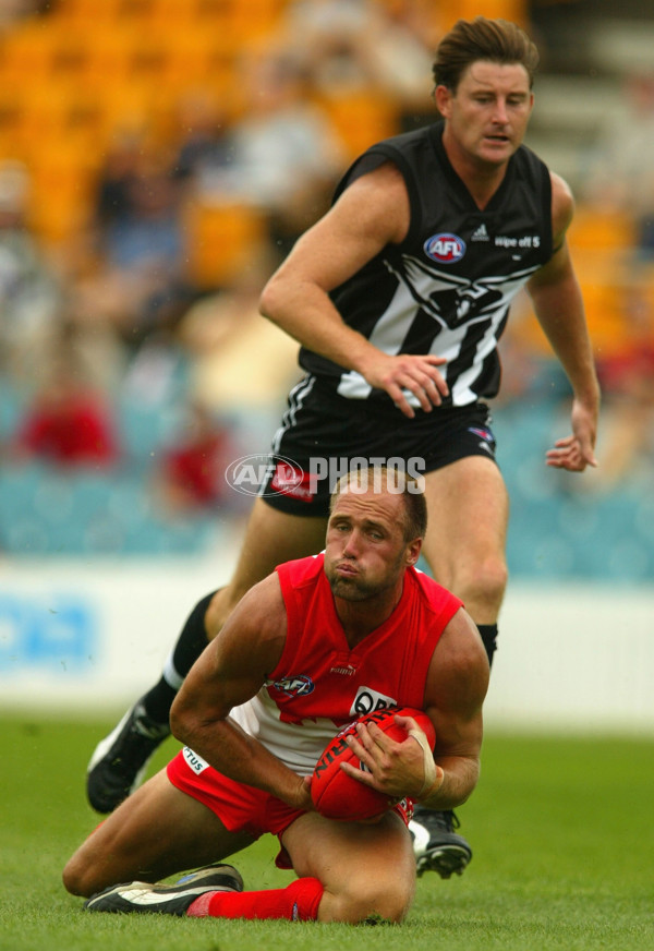 AFL 2002 Trial Match - Sydney v Essendon - 135499