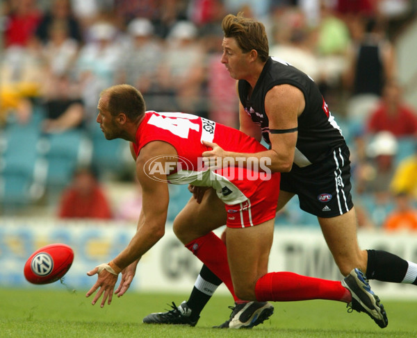 AFL 2002 Trial Match - Sydney v Essendon - 135501