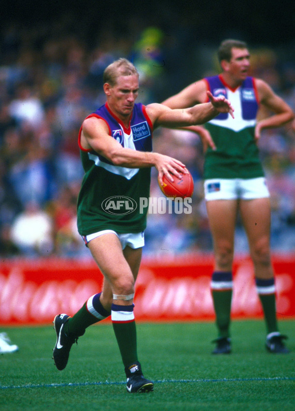 AFL 1995 Rd 1 - Richmond v Fremantle - A-37466431