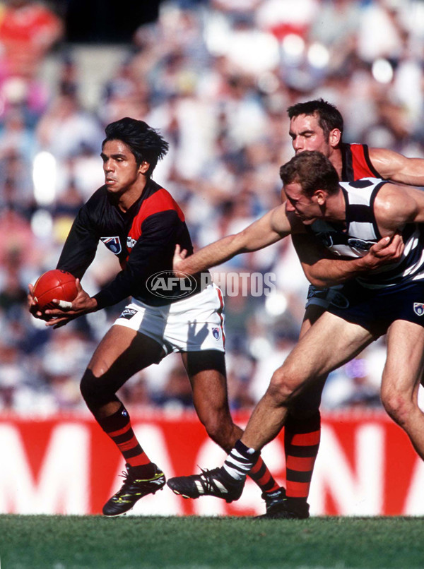 AFL 1997 Match - Essendon Bombers - 141239