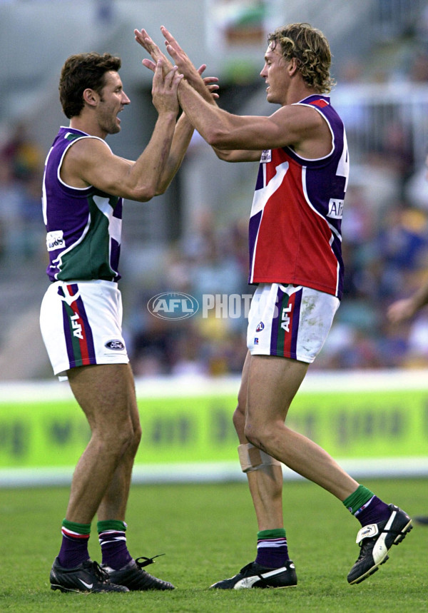 AFL 2001 Rd 5 - Brisbane v Fremantle - 147729
