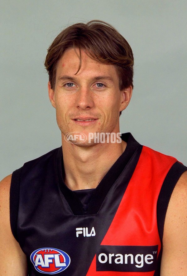 AFL 2001 Media - Essendon Team Portraits - 166628