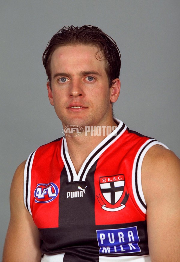 AFL 2001 Media - St Kilda Team Portraits - 166991