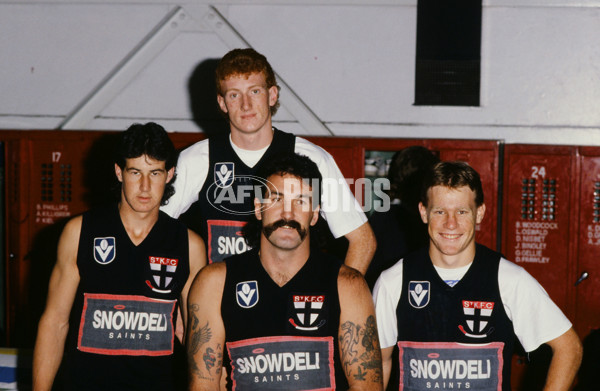 1980's VFL - St Kilda Saints - 22184