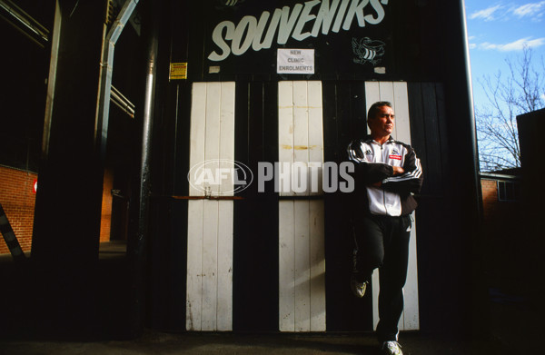 AFL Media - 1999 Tony Shaw Feature - 22516