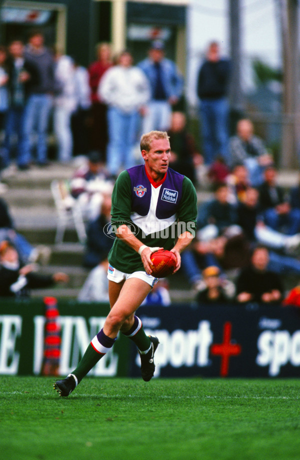 AFL 1996 Round 8 - Fitzroy v Fremantle - 25316