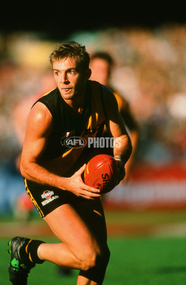 AFL 1999 Round 2 - Richmond v Sydney - 30262