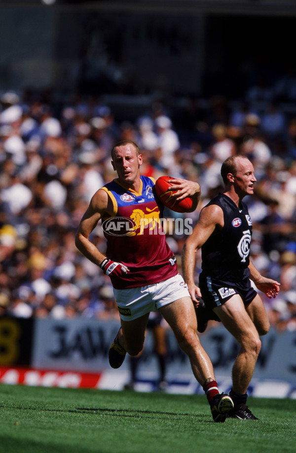 AFL 2000 Round 1 - Carlton v Brisbane - 30649