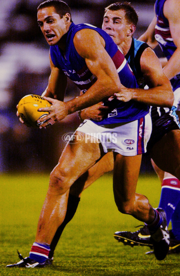 AFL 2001 Round 6 - Port Adelaide v Western Bulldogs - 30705