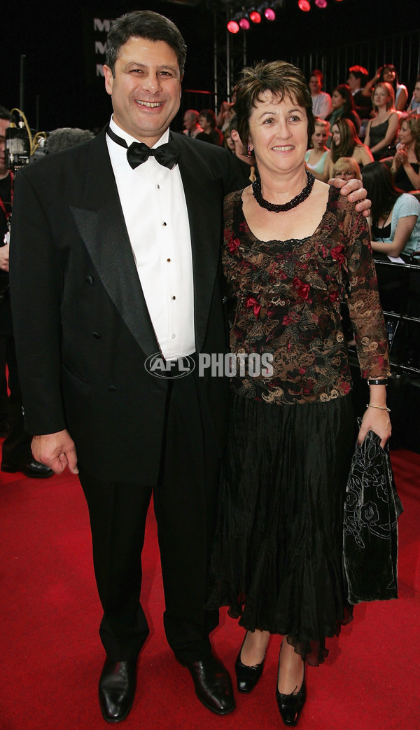 AFL 2004 Media - Brownlow Medal Dinner 200904 - 63702