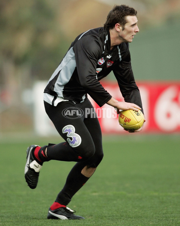 AFL 2004 Media - Essendon Training 260704 - 65343