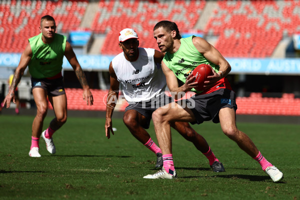 AFL 2023 Training - Gold Coast 090823 - A-41887442