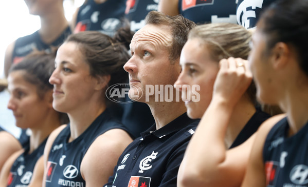 AFLW 2023 Media - Carlton Team Photo Day - A-41900884