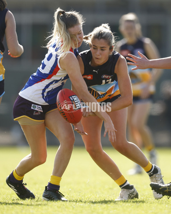 Coates League Girls 2023 - Oakleigh Chargers v Bendigo Pioneers - A-42504180
