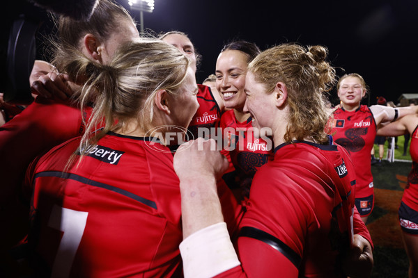 AFLW 2023 Round 01 - Hawthorn v Essendon - A-42657948