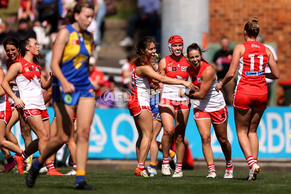 AFLW 2023 Round 04 - Sydney v West Coast - A-43366082