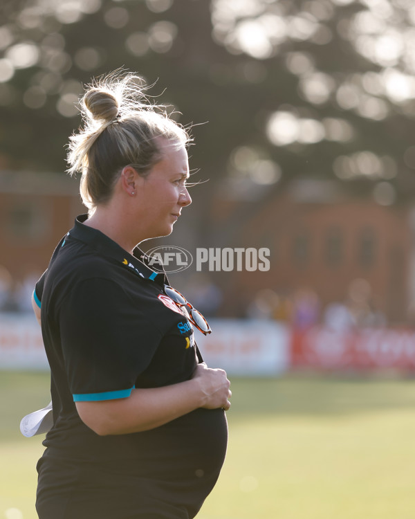 AFLW 2023 Round 09 - Hawthorn v Port Adelaide - A-44947415