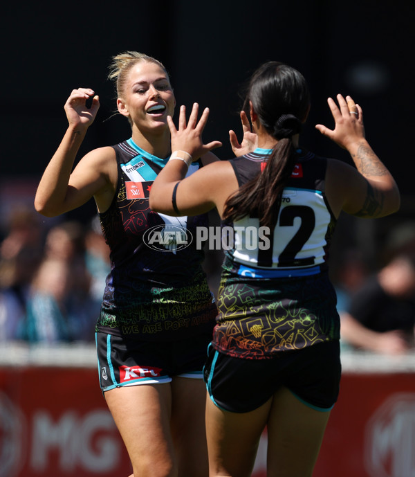 AFLW 2023 Round 10 - Port Adelaide v GWS - A-44986798