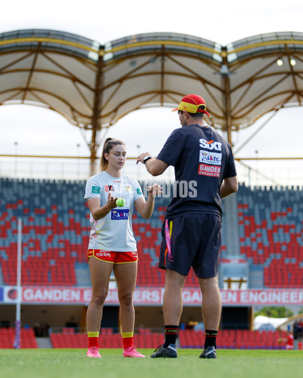 AFLW 2023 First Elimination Final - Gold Coast v Sydney - A-45059350