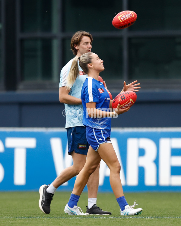 AFLW 2023 Second Preliminary Final - North Melbourne v Adelaide - A-45188464