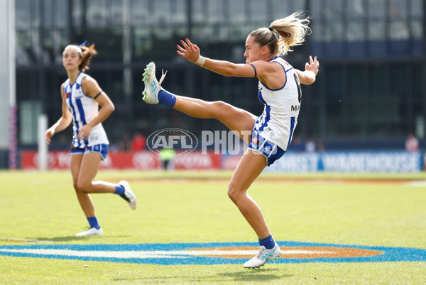 AFLW 2023 Second Preliminary Final - North Melbourne v Adelaide - A-45198474