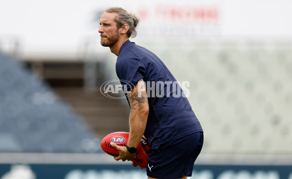 AFLW 2024 Training - AFL National Academy Girls 190124 - A-45911683