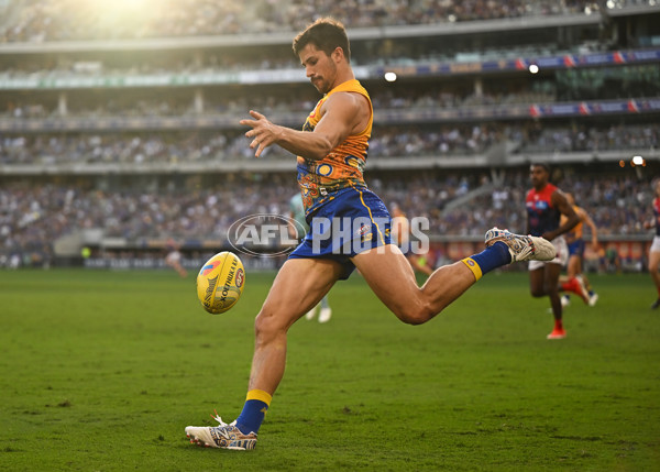 AFL 2024 Round 10 - Waalitj Marawar v Narrm - A-49509747