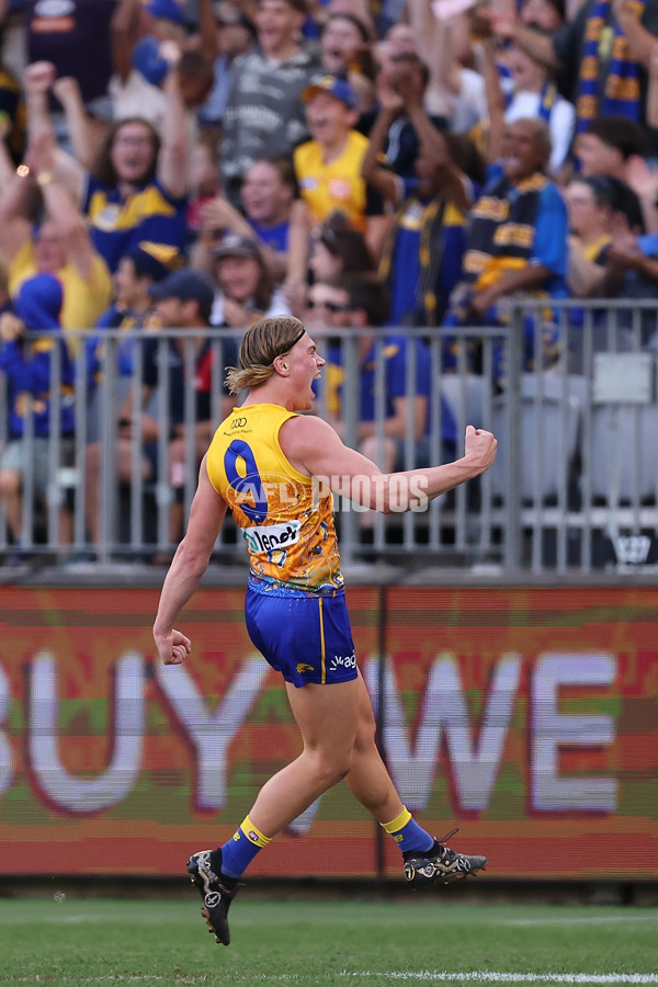 AFL 2024 Round 10 - Waalitj Marawar v Narrm - A-49510872