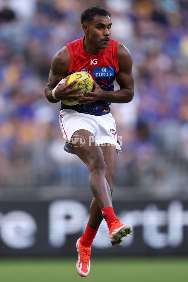 AFL 2024 Round 10 - Waalitj Marawar v Narrm - A-49512276