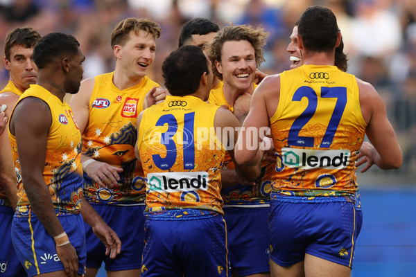 AFL 2024 Round 10 - Waalitj Marawar v Narrm - A-49512298