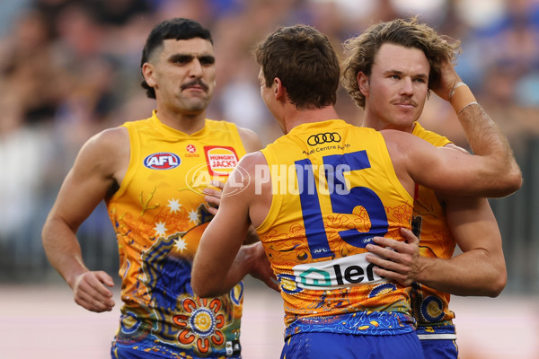 AFL 2024 Round 10 - Waalitj Marawar v Narrm - A-49512303