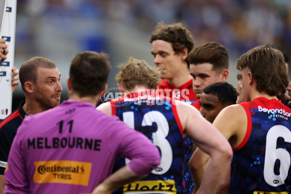 AFL 2024 Round 10 - Waalitj Marawar v Narrm - A-49513253