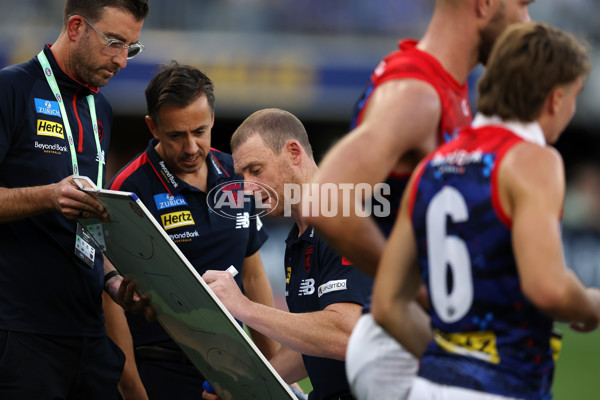 AFL 2024 Round 10 - Waalitj Marawar v Narrm - A-49513256