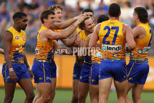 AFL 2024 Round 10 - Waalitj Marawar v Narrm - A-49513268