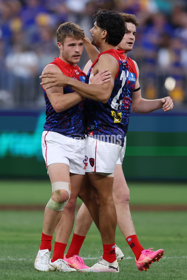 AFL 2024 Round 10 - Waalitj Marawar v Narrm - A-49513270