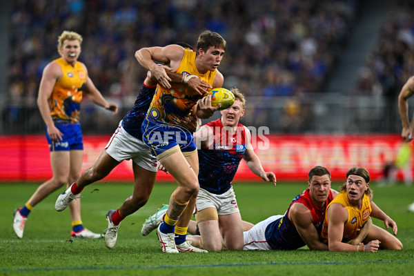AFL 2024 Round 10 - Waalitj Marawar v Narrm - A-49513314