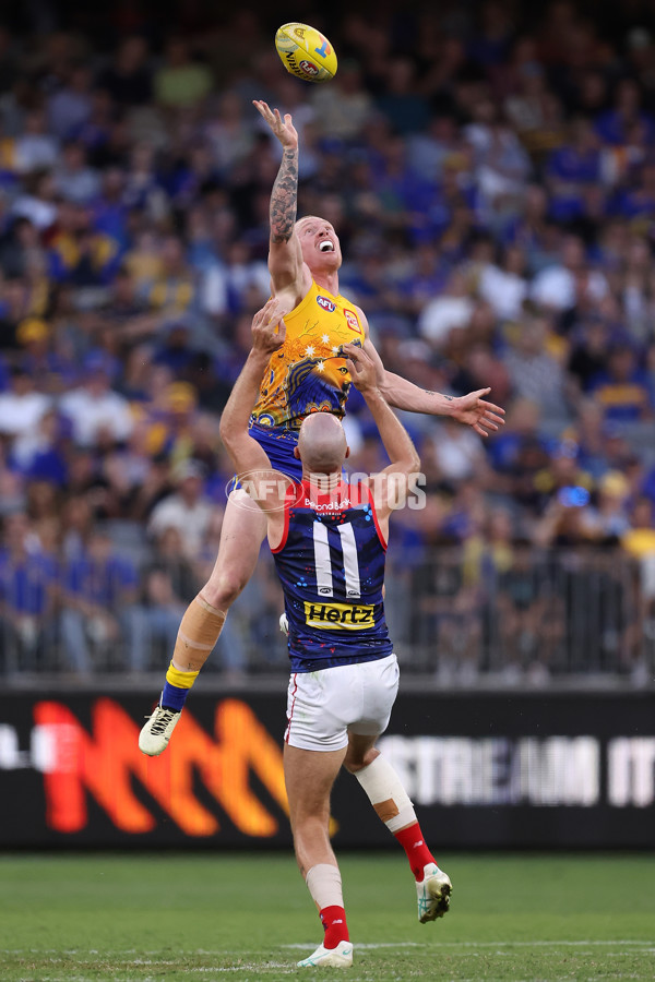 AFL 2024 Round 10 - Waalitj Marawar v Narrm - A-49514921