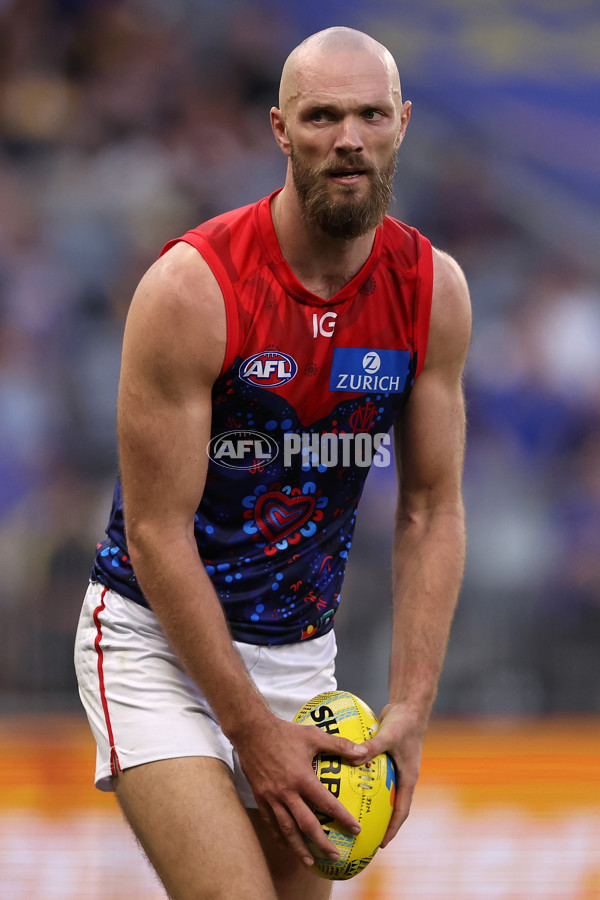AFL 2024 Round 10 - Waalitj Marawar v Narrm - A-49514928