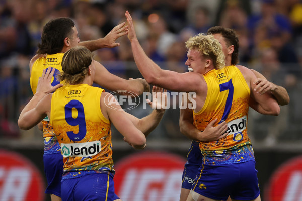 AFL 2024 Round 10 - Waalitj Marawar v Narrm - A-49514946