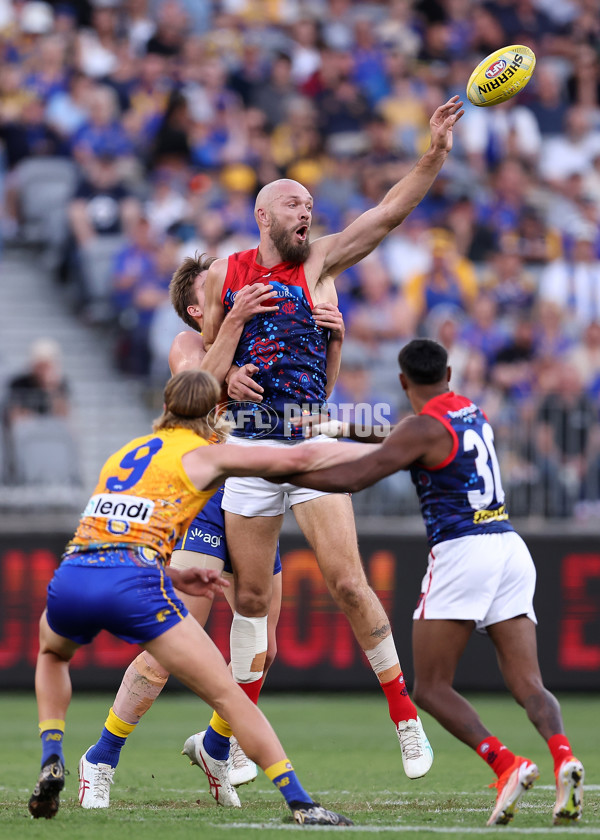 AFL 2024 Round 10 - Waalitj Marawar v Narrm - A-49515796
