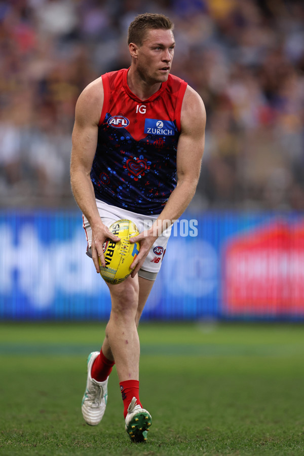 AFL 2024 Round 10 - Waalitj Marawar v Narrm - A-49515797